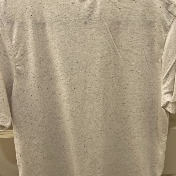 Oatmeal color t shirt very comfortable - Picture 3 of 3
